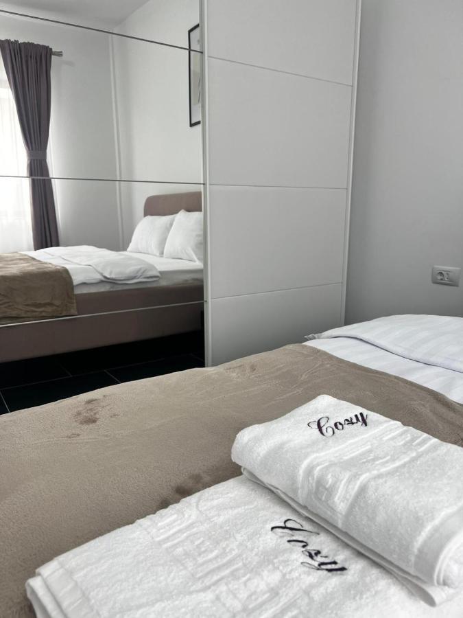 Marvellous Aparthotel With Master Apartments Suceava Exteriör bild