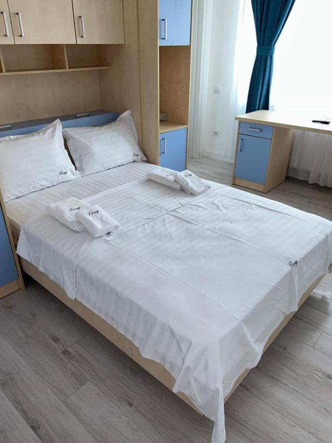 Marvellous Aparthotel With Master Apartments Suceava Exteriör bild