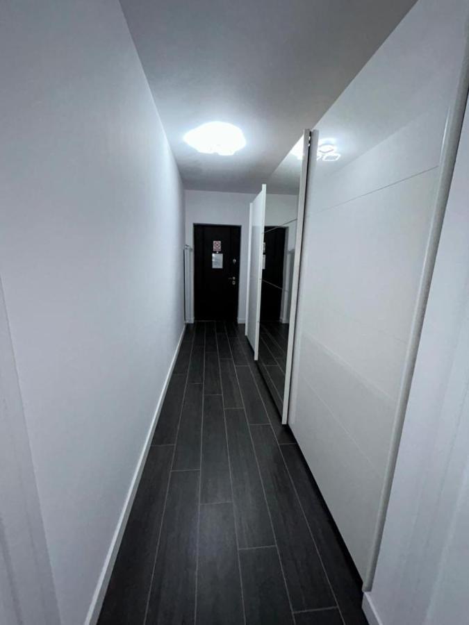 Marvellous Aparthotel With Master Apartments Suceava Exteriör bild